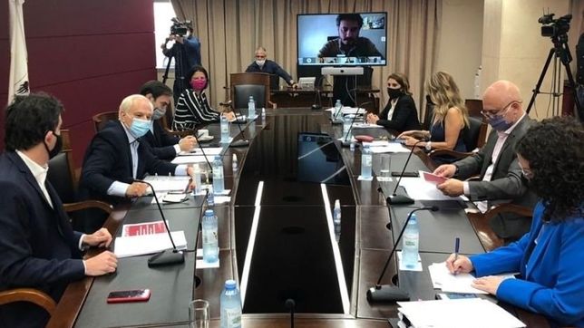 la pelea larreta - fernandez gano y calento la magistratura portena