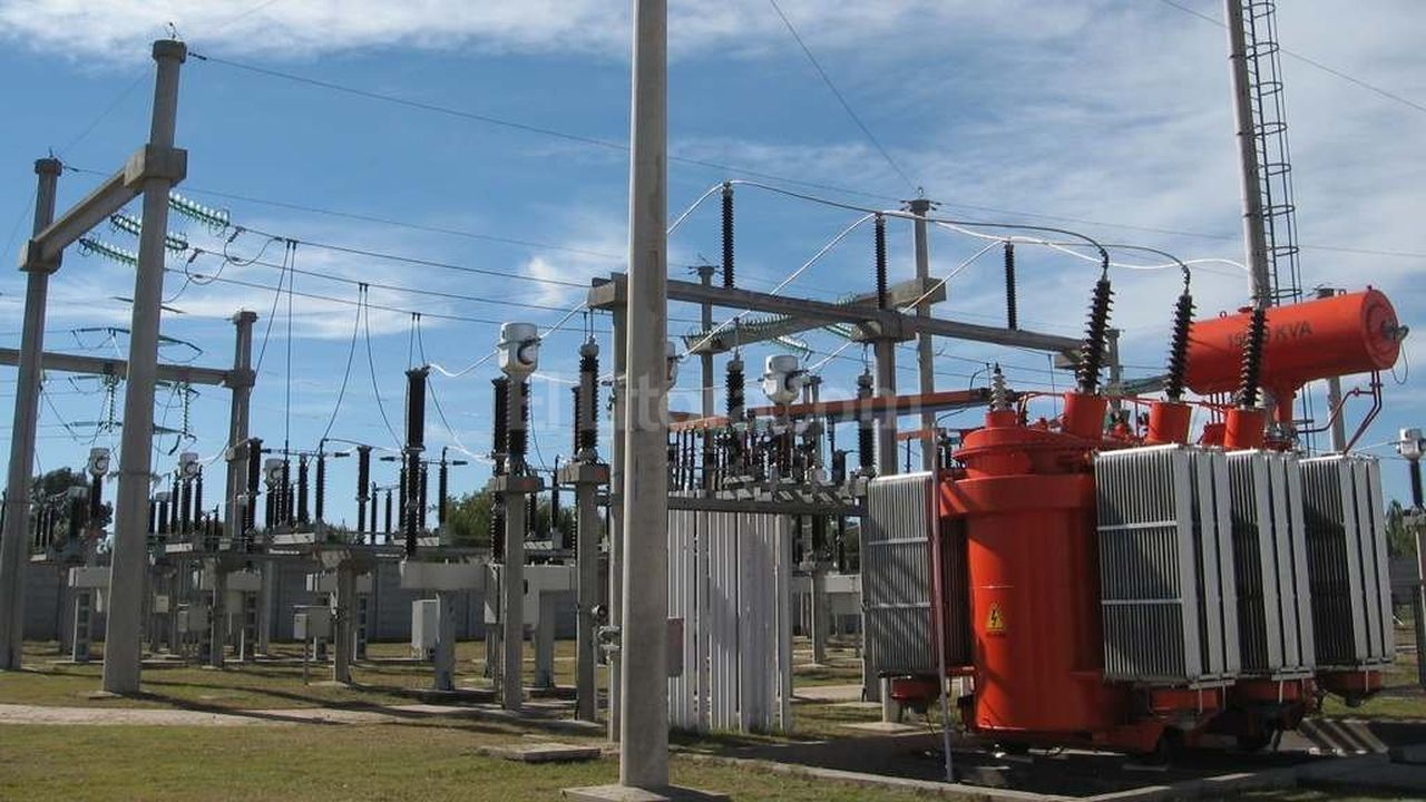 Las distribuidoras eléctricas empiezan a pagar la cuenta