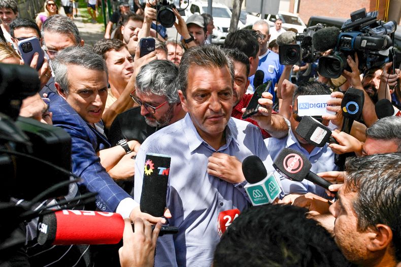 Votó Sergio Massa: Los comicios se están desarrollando con normalidad