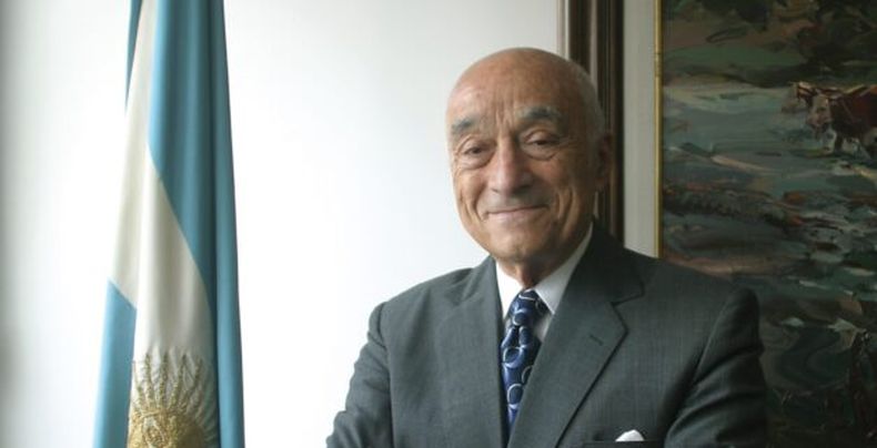 Enrique Eskenazi.