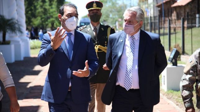 tras las criticas, fernandez viaja a corrientes para recorrer zonas afectadas