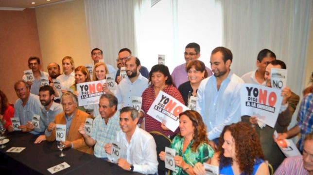 el pro y la ucr en alerta por ?posible? fraude en el plebiscito de casas