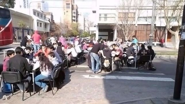 por aumento salarial y presupuestario, los universitarios paran 48 horas