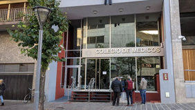 Un proyecto del gobierno de Javier Milei busca desmantelar el sistema de colegios profesionales Un proyecto del gobierno de Javier Milei busca desmantelar el sistema de colegios profesionales