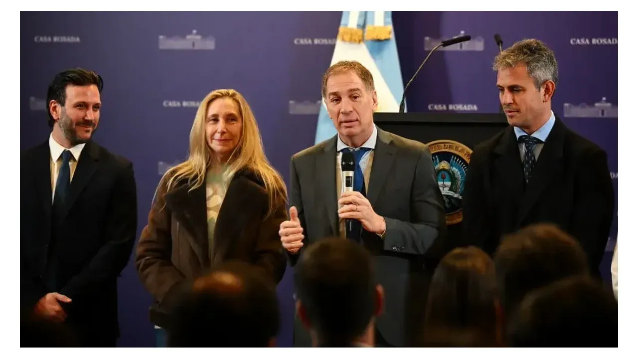 Karina Milei reordena la mesa política.