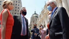 La doble Alberto en Chile: pragmatismo de Estado con colectora política