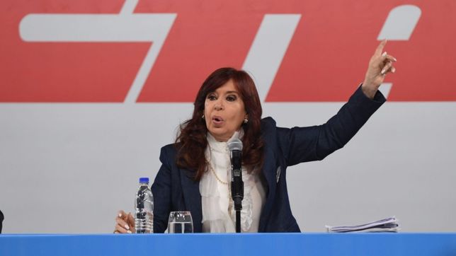 cristina pidio usar la lapicera para frenar el festival de importaciones