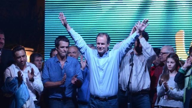 El gobernador Gustavo Bordet diseñó una ingeniería electoral que le garantiza la sucesión.