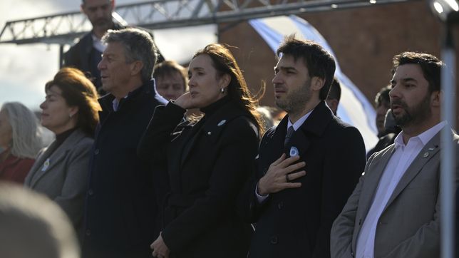 Ignacio Torres con Victoria Villarruel. 