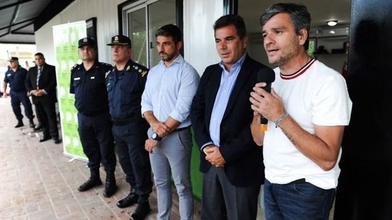 Intendente del PJ y ministro de Vidal inauguraron una estación policial