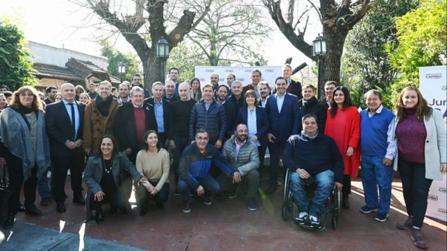 juntos por el cambio exhibe orden interno ante el caos del oficialismo