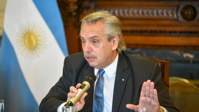 todos contra la corte: el presidente retuiteo a cfk y reclamo una reforma