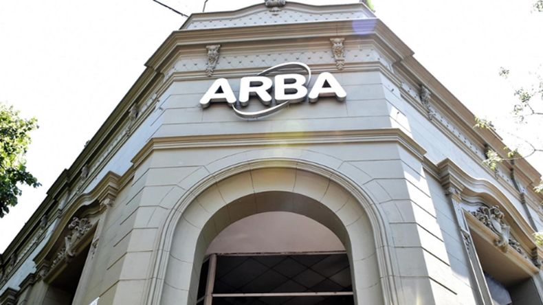 ARBA toma posición frente al blanqueo blue de Toto Caputo