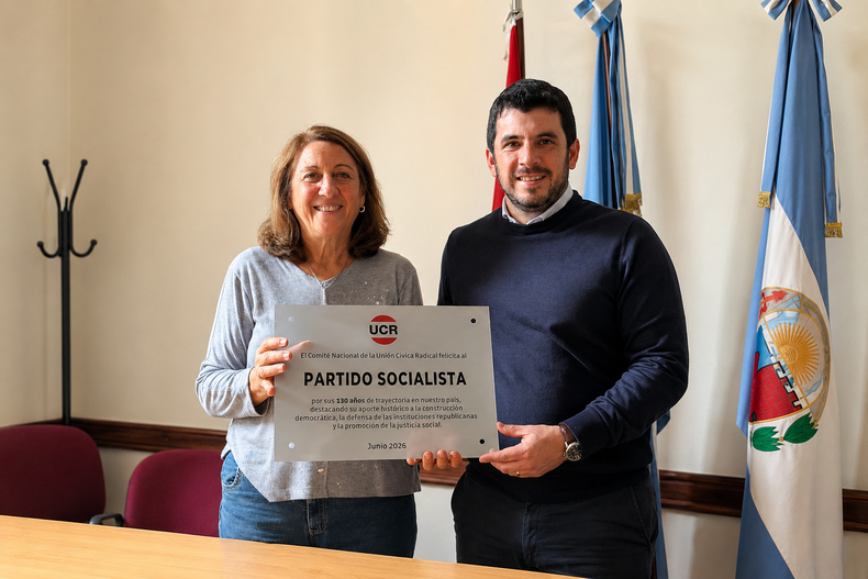 Los titulares del socialismo y la UCR, Mónica Fein y Leonel Chiarella.