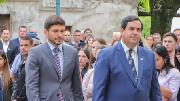 Maximiliano Pullaro junto a Amadeo Vallejos, intendente de Reconquista y uno de los alcaldes del peronismo de Santa Fe que se sumaron a Provincias Unidas.