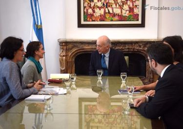 La buena letra del procurador interino