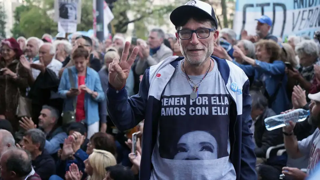 El cura villero Paco Olveira frente a Tribunales