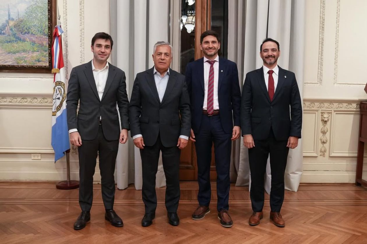 Cumbre de gobernadores dialoguistas en Rosario: gambetas políticas y foco en la crisis de la economía real