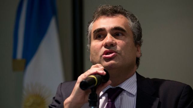 vanoli critico el acuerdo con el fondo y anticipo un dolar a $48 a fin de ano