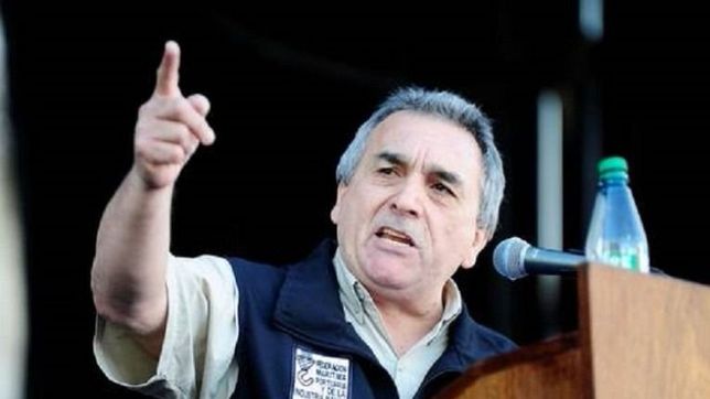 schmid denuncio que el gobierno quiere ?poner de rodillas? al sindicalismo