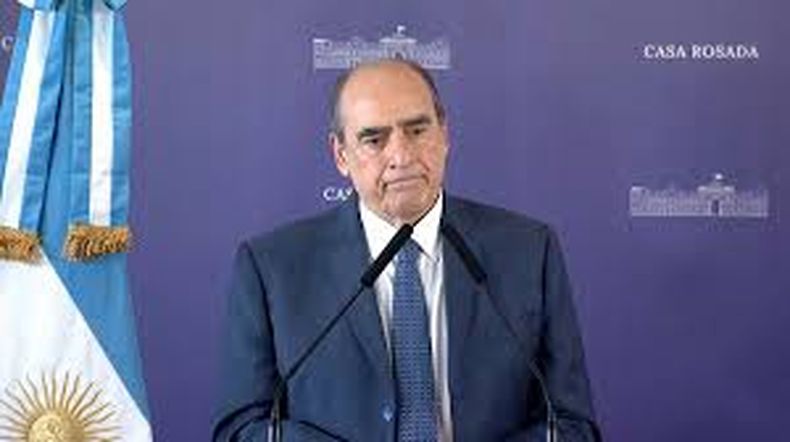 Guillermo Francos en su primera conferencia de prensa como jefe de Gabinete