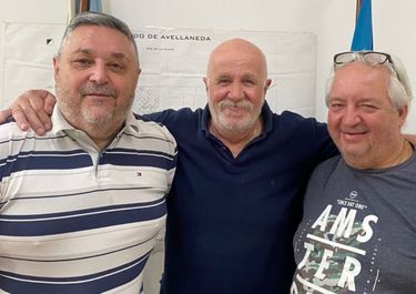 Avellaneda: defensor del Pueblo se despega de Ferraresi y arma para Milei