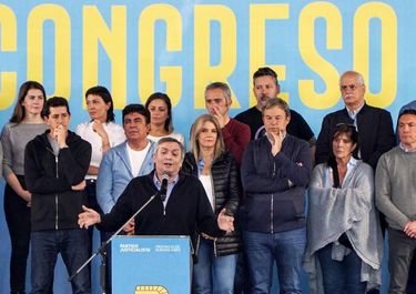 La tropa de Axel Kicillof avisa que si quiere conformar alianza el PJ debe convocar al Congreso partidario