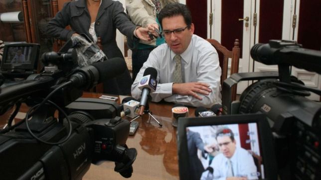 sain suma a su equipo a exministro de seguridad del socialista bonfatti