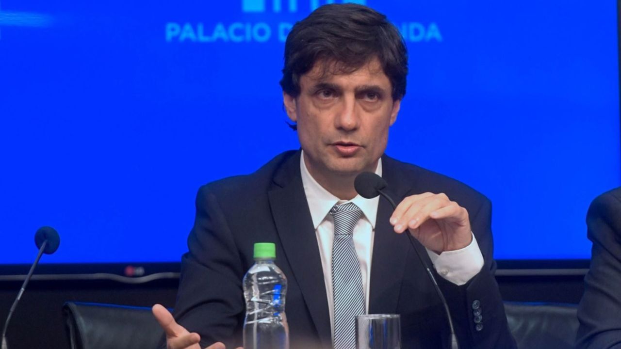 Lacunza, a los gobernadores: “Que digan que no quieren que bajen los impuestos”