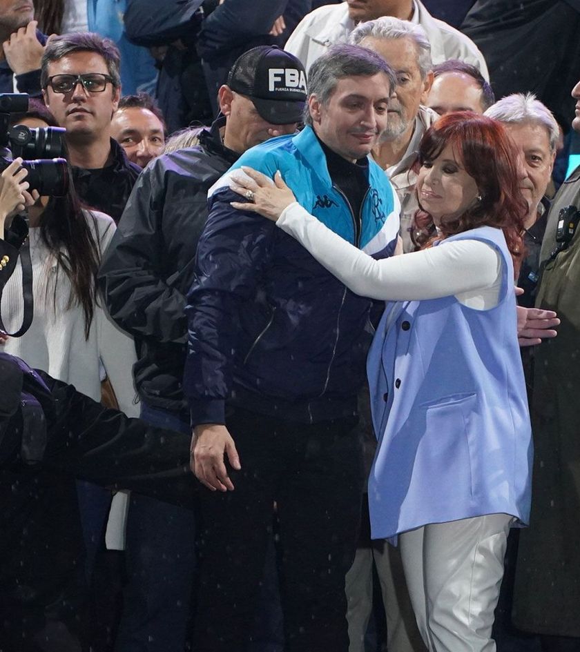 La Justicia rechazó el pedido de Máximo y Florencia Kirchner de suspender el decomiso de sus bienes.