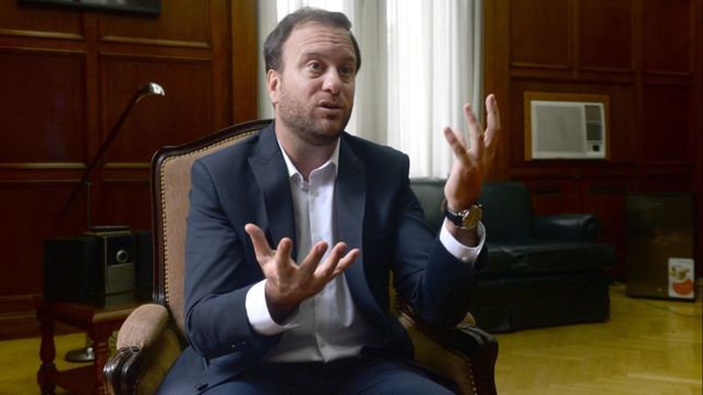 ministro de vidal: estamos todo el tiempo readecuando nuestras proyecciones