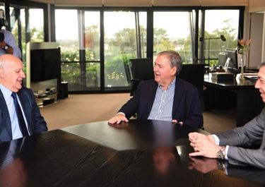 Lavagna y Schiaretti patearon para junio el dilema aclamación o PASO