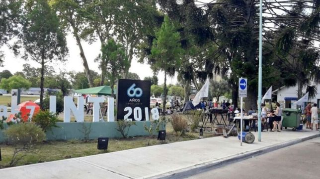 trabajadores del inti se movilizan ante el envio de 250 telegramas