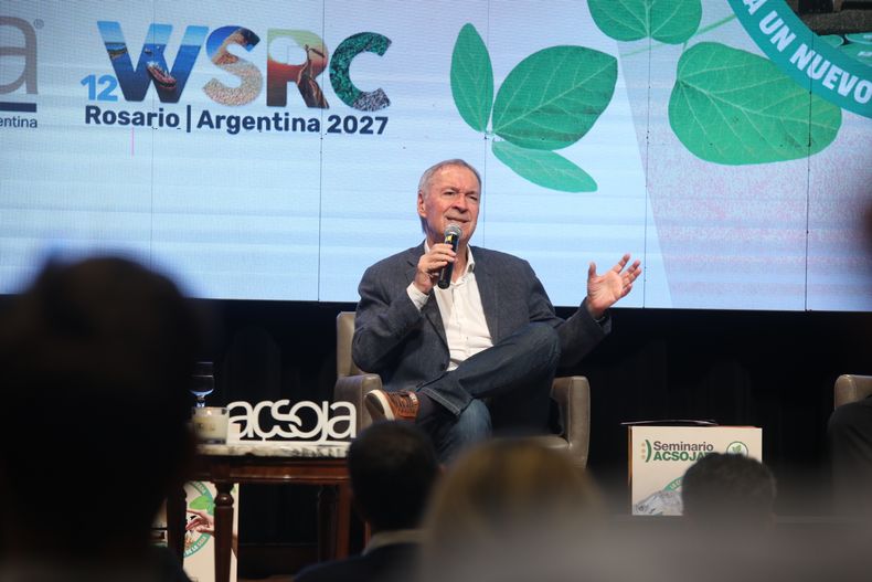 Schiaretti recibió la primavera con una reunión de la Asociación de la Cadena de la Soja Argentina, en Rosario.&nbsp;