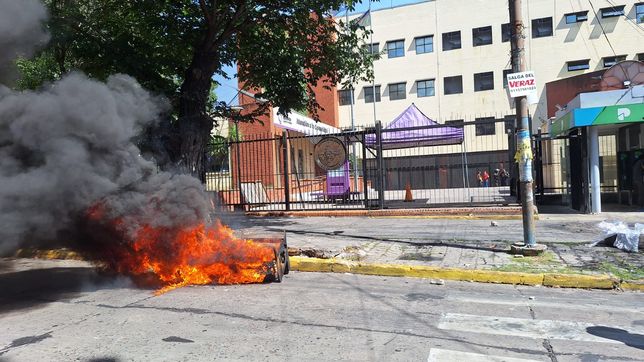 Quilmes: una protesta con la interna del peronismo de fondo