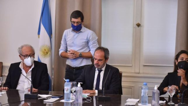 premio para un arbitro fdt friendly en la grieta bonaerense