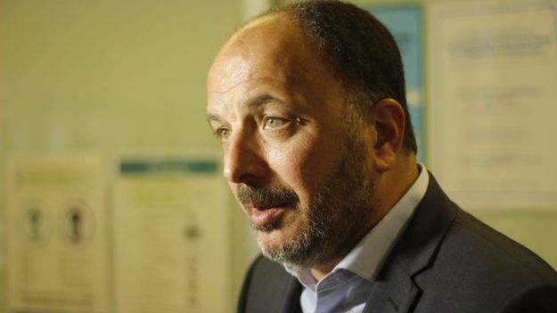 Denuncian al intendente Garate por sobreprecios en la compra de alimentos para comedores