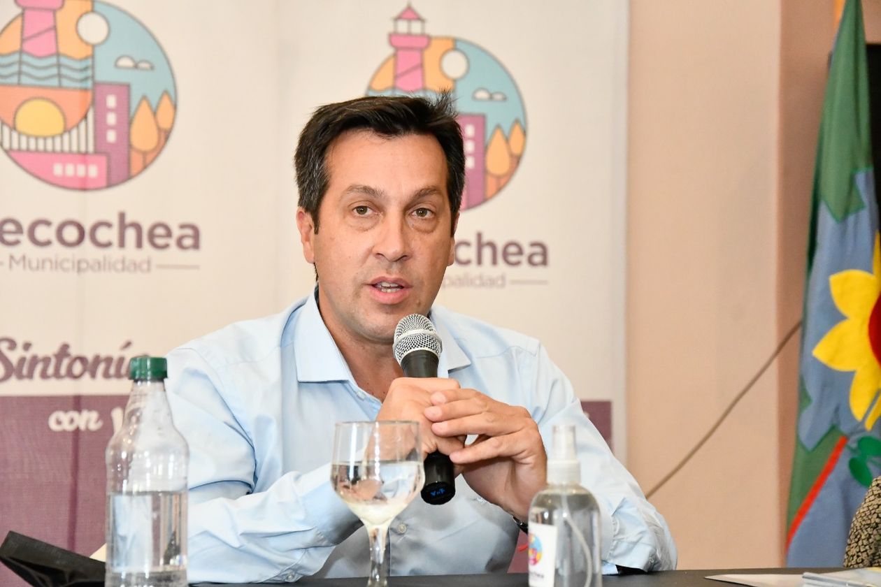 Arturo Rojas, intendente de Necochea