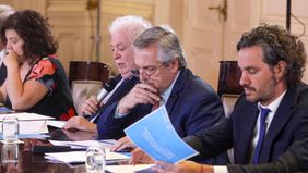De emergencia en emergencia: Fernández y Kicillof, en comité de crisis