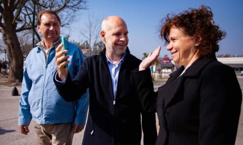 Pedro Dellarrosa eligió a Sara Majorel para la sucesión en el sudeste de Córdoba. El triunfo fue celebrado por todo Juntos por el Cambio. 