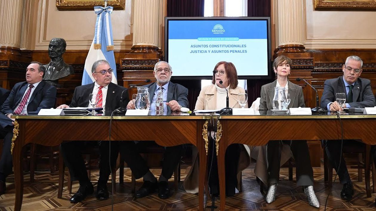 El debate en el Senado por la ampliación de la Corte.
