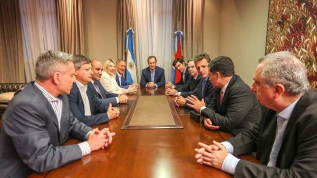 sin unidad: massa y pichetto cerraron con nueve gobernadores y van por cinco mas