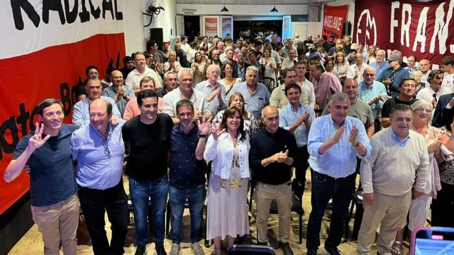 Radicales vs. peronistas: la UCR se alista para arrebatarle ocho distritos a su clásico rival
