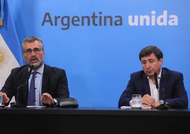 Acusados, al banquillo: la reacción oficial a los escándalos en emergencia