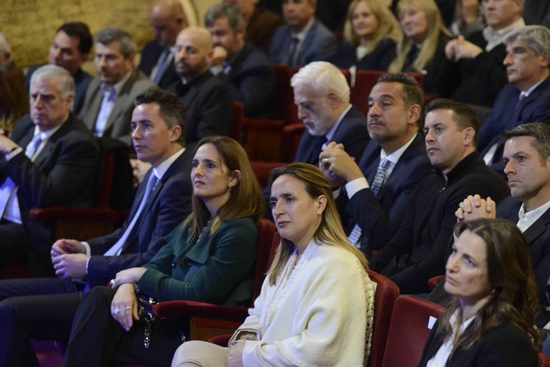 La plana mayor del Partido Cordobés en la asunción de Guillermo de Rivas en Río Cuarto.