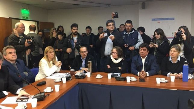 tras el recorte del fondo sojero, intendentes reclamaron ser recibidos por macri
