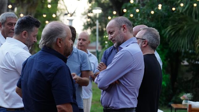 la indefinicion del fdt genera un mar de dudas en el peronismo territorial