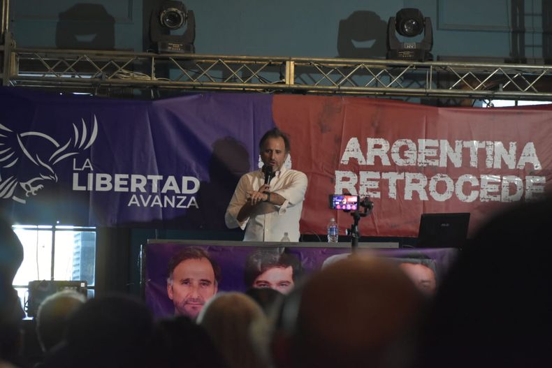 Joaquín Benegas Lynch encabeza la propuesta de La Libertad Avanza en Entre Ríos.