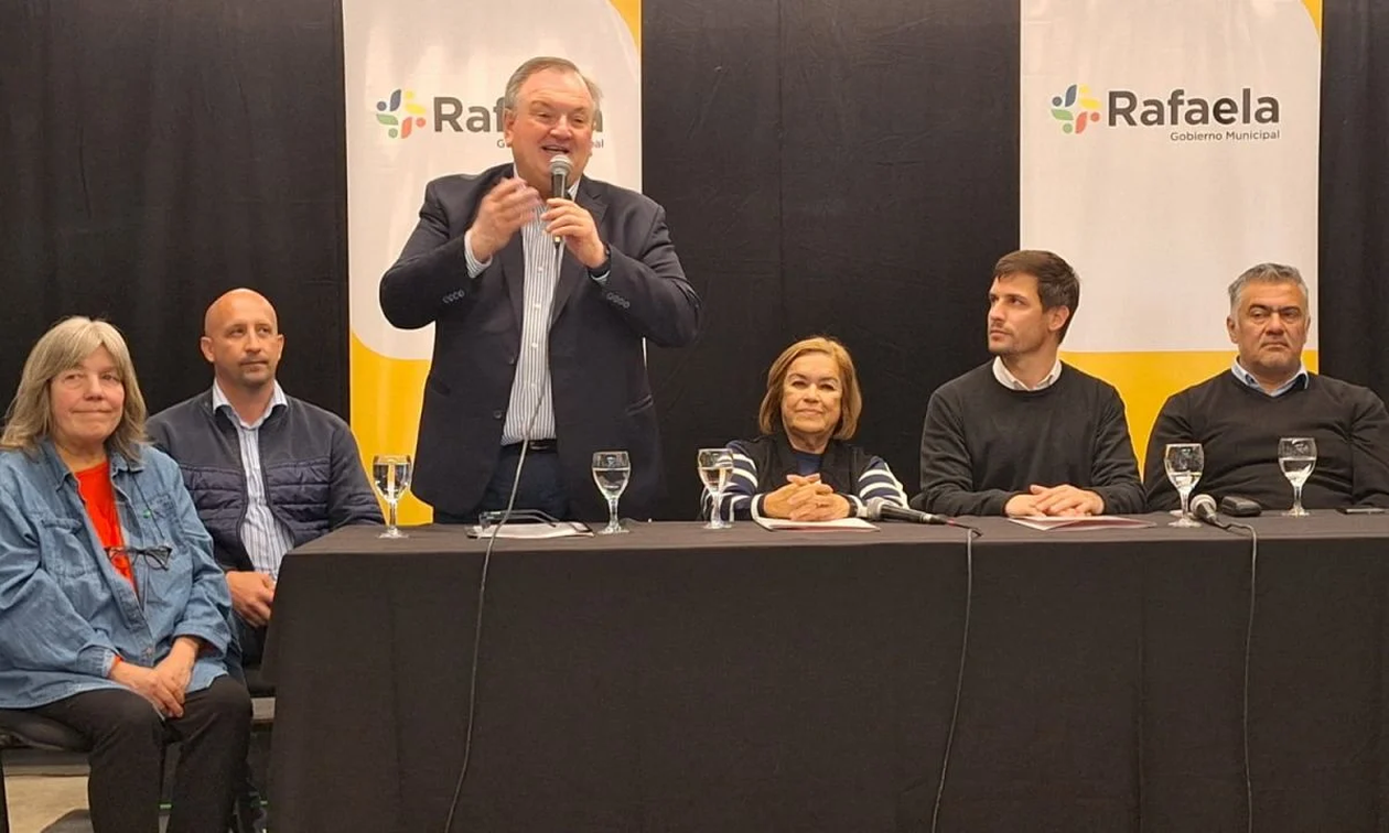 Felipe Michlig, senador y presidente de la UCR de Santa Fe.
