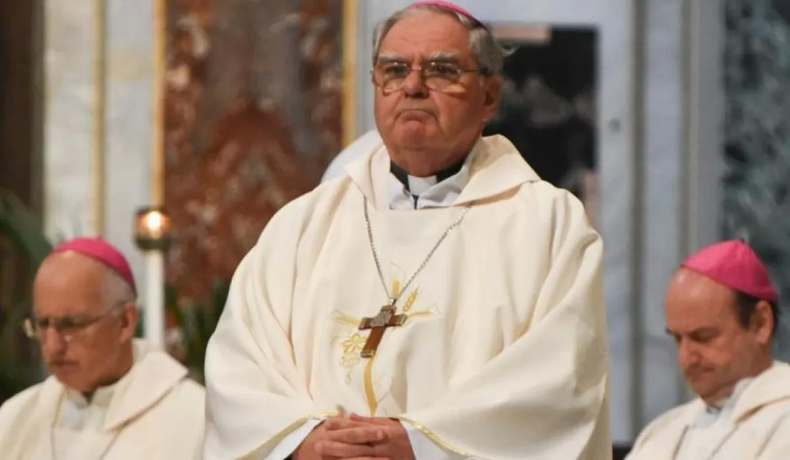 Oscar Ojea, presidente del episcopado, en una celebración religiosa